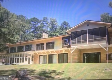 (private lake, pond, creek) Home For Sale in Lithonia Georgia