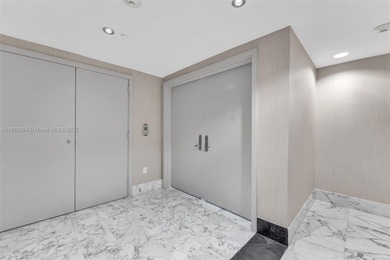 Gorgeous apartment in the prestigious JADE Brickell building