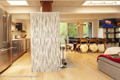 Welcome to this beautiful four-bedroom, three-bathroom condo - photo 4