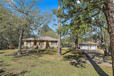 Lake Home For Sale in Lacombe, Louisiana