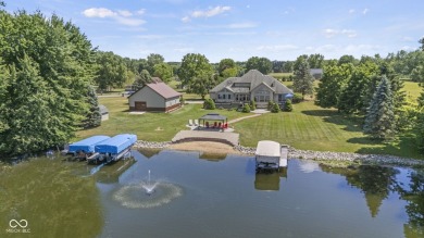 Hackenberg Lake Home For Sale in Wolcottville Indiana