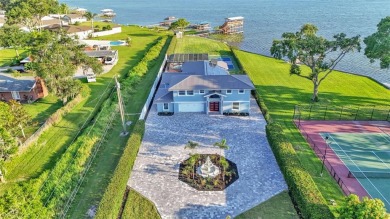 Lake Home For Sale in Lakeland, Florida
