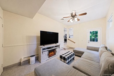 Welcome to this beautifully updated 3-bedroom, 2-full-bath ranch - photo 13