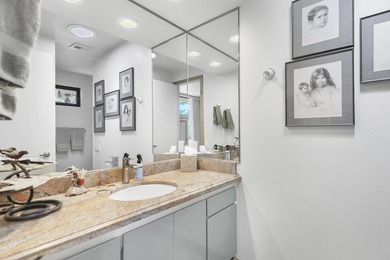 Most uniquely remodeled and decorated condo in the famous - photo 20