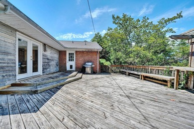 Located in the beautiful South Roanoke area listed at a very - photo 24