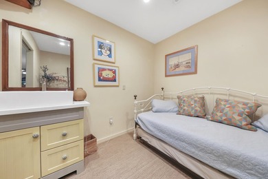 Most uniquely remodeled and decorated condo in the famous - photo 28