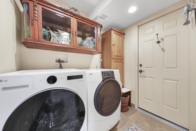 Most uniquely remodeled and decorated condo in the famous - photo 29