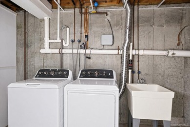 Welcome to this beautifully updated 3-bedroom, 2-full-bath ranch - photo 29