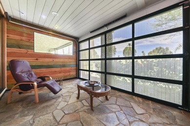 Most uniquely remodeled and decorated condo in the famous - photo 30
