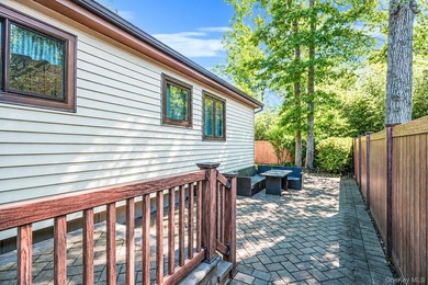 Welcome to this beautifully updated 3-bedroom, 2-full-bath ranch - photo 30