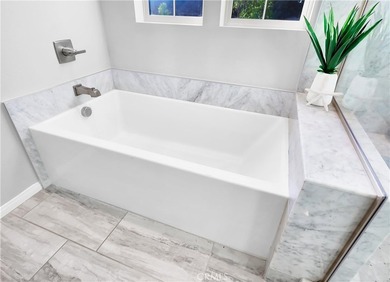 Stunning model perfect home, prized end lot location at the end - photo 30