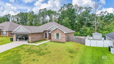 This brick home welcomes you with a thoughtful split floor plan - photo 31
