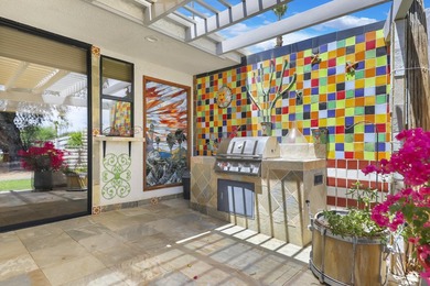 Most uniquely remodeled and decorated condo in the famous - photo 33