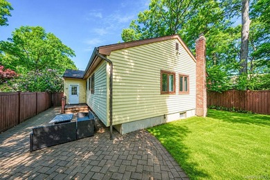 Welcome to this beautifully updated 3-bedroom, 2-full-bath ranch - photo 34