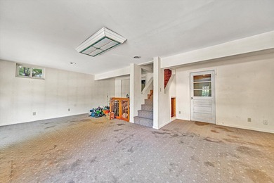 Located in the beautiful South Roanoke area listed at a very - photo 35