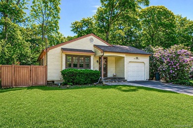 Welcome to this beautifully updated 3-bedroom, 2-full-bath ranch - photo 36