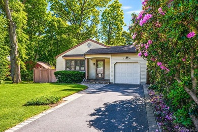 Welcome to this beautifully updated 3-bedroom, 2-full-bath ranch - photo 37