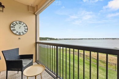 FULLY FURNISHED and Gorgeous! Just bring a Toothbrush, Move in - photo 20