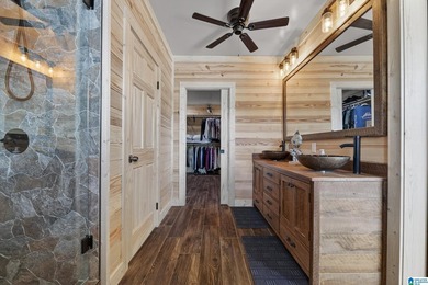 Welcome to The Nest. This Oasis is fully remodeled with hardwood - photo 23
