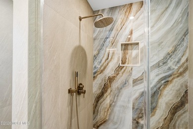 Welcome to this beautifully renovated and spacious resort style - photo 40