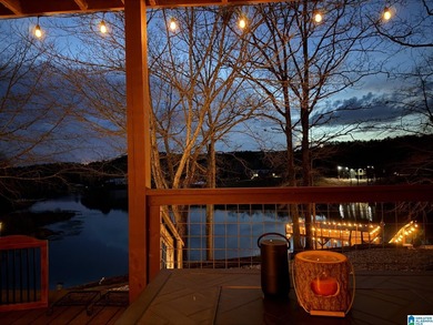 Welcome to The Nest. This Oasis is fully remodeled with hardwood - photo 43