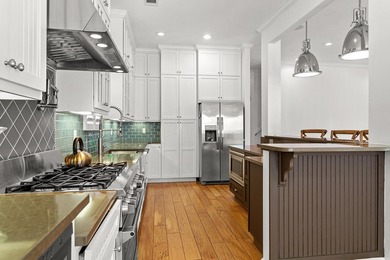 Welcome to 4460 Clipper Cove - a stunning coastal retreat in the - photo 8