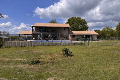 Welcome to an exceptional 420+/- acre ranch in Western Arkansas - photo 5