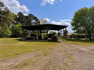 Welcome to an exceptional 420+/- acre ranch in Western Arkansas - photo 7