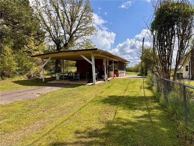 Welcome to an exceptional 420+/- acre ranch in Western Arkansas - photo 8