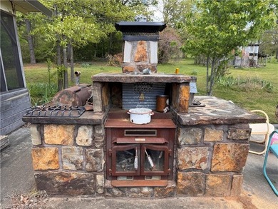 Welcome to an exceptional 420+/- acre ranch in Western Arkansas - photo 9