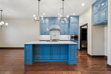 PRICED REDUCED!!! ALL ADA COMPLIANT!!! Beautiful home in Twin