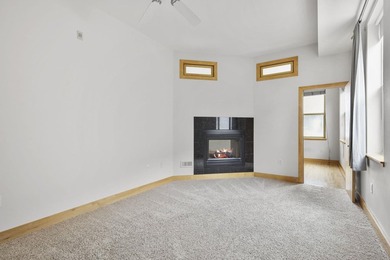 Priced $25,000 below the 2025 appraised value! Stylish 1 BR - photo 14