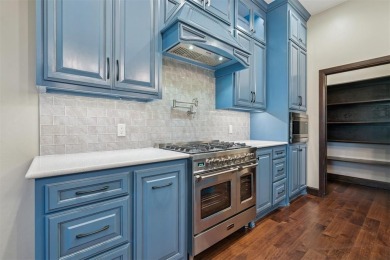 PRICED REDUCED!!! ALL ADA COMPLIANT!!! Beautiful home in Twin