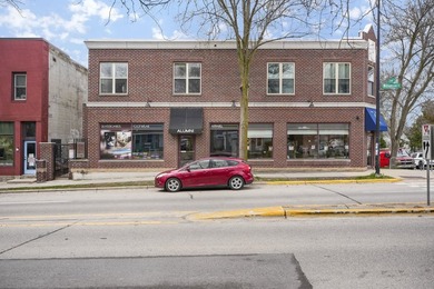 Priced $25,000 below the 2025 appraised value! Stylish 1 BR - photo 27