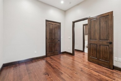 PRICED REDUCED!!! ALL ADA COMPLIANT!!! Beautiful home in Twin