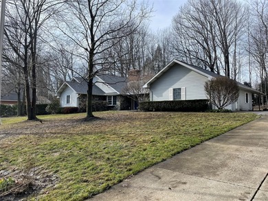 Large home with open living space in desirable SW Millcreek