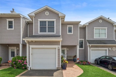 (private lake, pond, coastal) Condo Sale Pending in Freeport New York