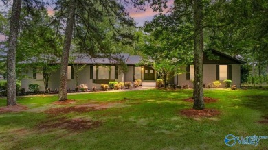 Lake Home For Sale in Gadsden, Alabama