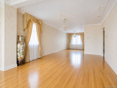 Beautiful brick single-family home in the heart of Forest Hills - photo 2