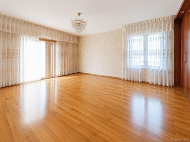 Beautiful brick single-family home in the heart of Forest Hills - photo 3