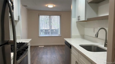 LOCATION & LIKE NEW!!! RARE! Great spot in Blue Ridge - photo 3