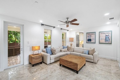 Incredible beach area opportunity! Private, 4-bedroom single - photo 11