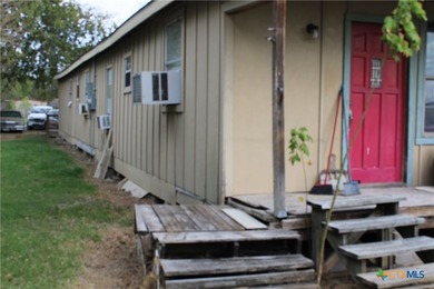Ideal home for investors or first-time homebuyers, nestled in a - photo 12