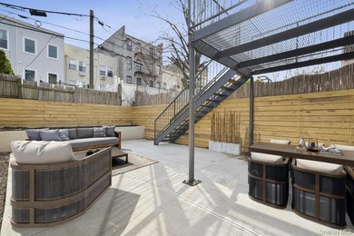 Garden Unit 1 - Our Exclusive Residence The Only Duplex in the