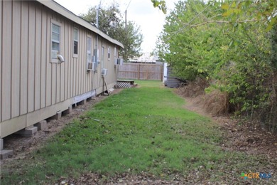 Ideal home for investors or first-time homebuyers, nestled in a - photo 13