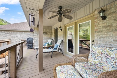 NEW PRICE - MOTIVATED SELLERS - Welcome Home to this stunning - photo 16