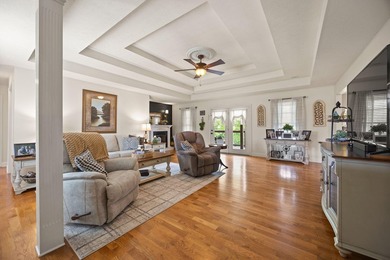 NEW PRICE - MOTIVATED SELLERS - Welcome Home to this stunning - photo 17
