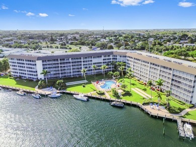 Welcome to your waterfront sanctuary at River House Towers - photo 22