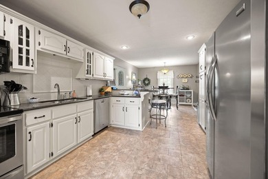 NEW PRICE - MOTIVATED SELLERS - Welcome Home to this stunning - photo 23