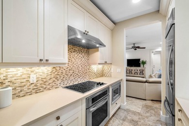 Incredible beach area opportunity! Private, 4-bedroom single - photo 24